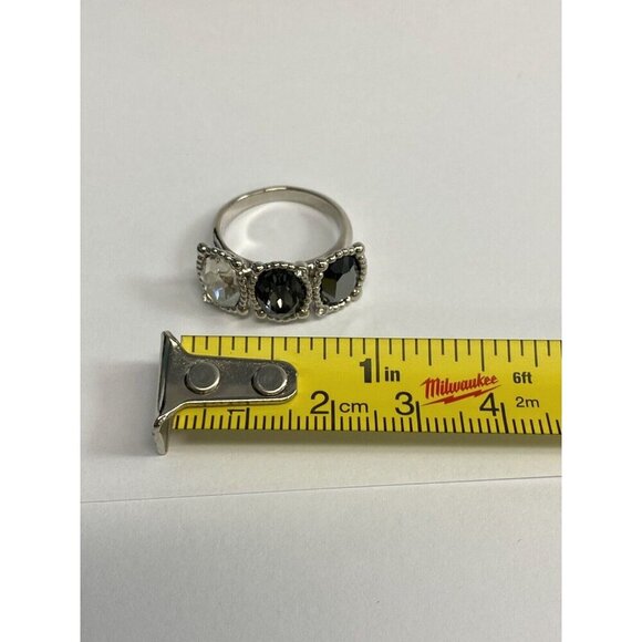 SWAROVSKI ring Rosette grey crystal Ring size 52 Size 6 Silver No Box Classic - Picture 6 of 8